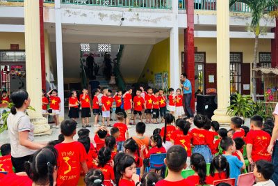 TRƯỜNG MN PHÚC THẮNG GIAO LƯU TIẾNG ANH CÙNG TRUNG TÂM ANH NGỮ ALADIN